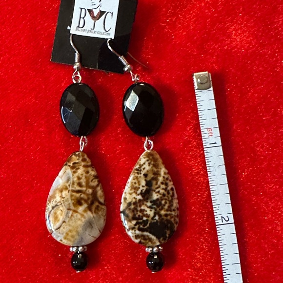 Black Onyx & Fire Agate Gemstone Earrings. - Picture 2 of 2